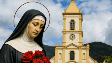 Celebração da Festa de Santa Rita 2025 no Santuário de Extrema com devotos e rosas benditas