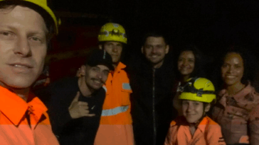 Resgate de turistas na Serra do Lopo, em Extrema, pelo Corpo de Bombeiros em 2025.